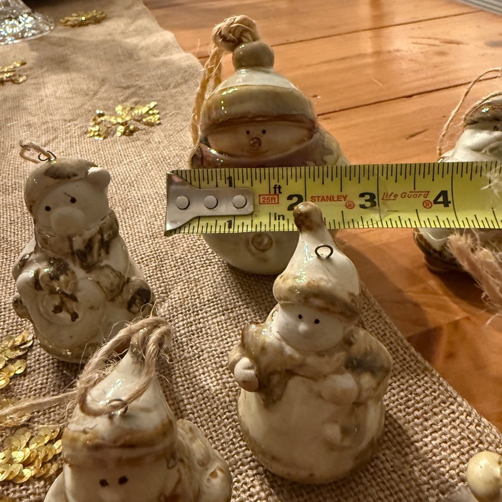 Ceramic/Pottery Holiday Folk Art Lot of 9 Figurine Ornaments Set -Cream and Gold - Picture 13 of 15